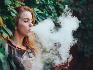 capitalMOM-think-about-teen-vaping